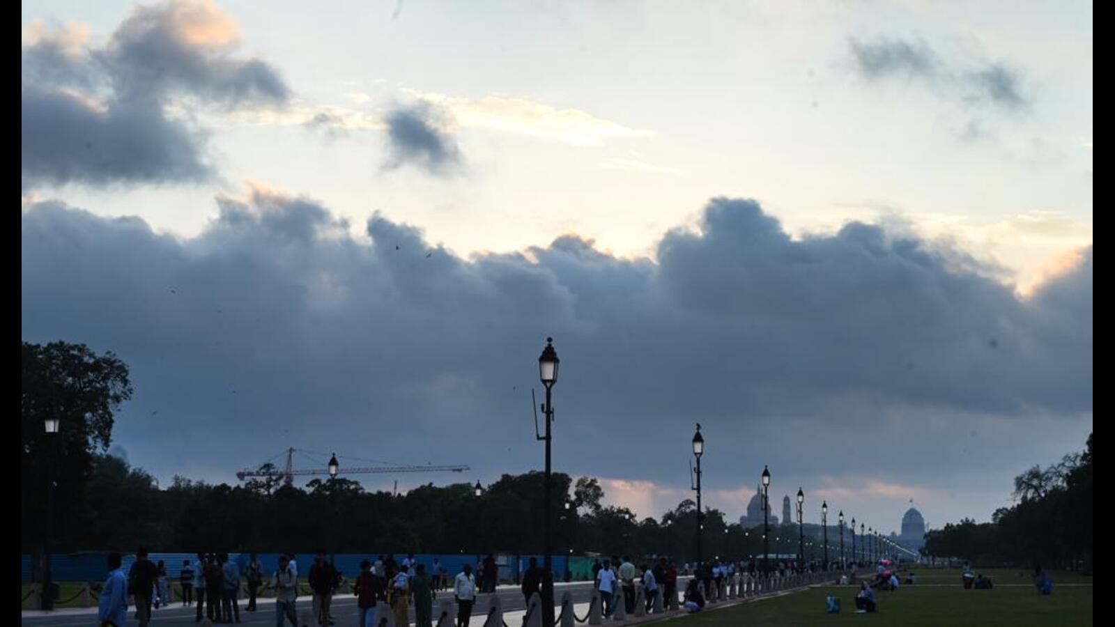 Delhi's Rain Window May Cool The Heat, But AQI Relief Is Not Guaranteed
